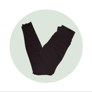 Black Lululemon workout pants size 4